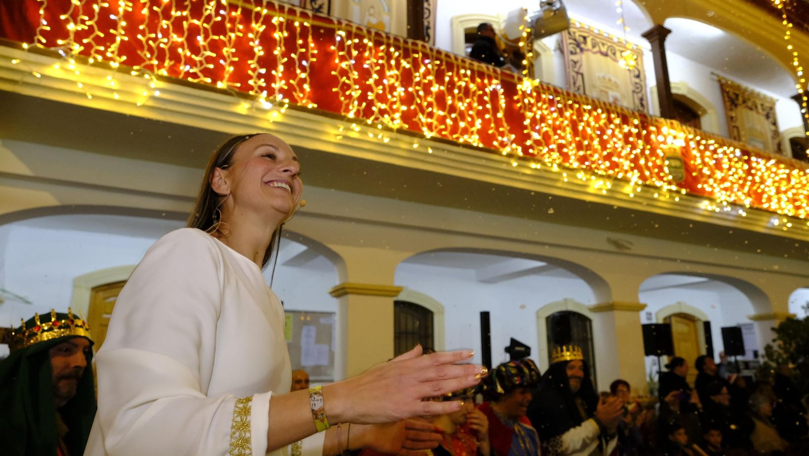 El Belén viviente de Gádor abarrota de público la plaza del pueblo, en imágenes