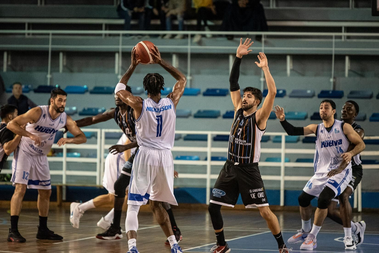 Partido entre el Huelva Comercio Viridis y el Ciudad de Huelva.
