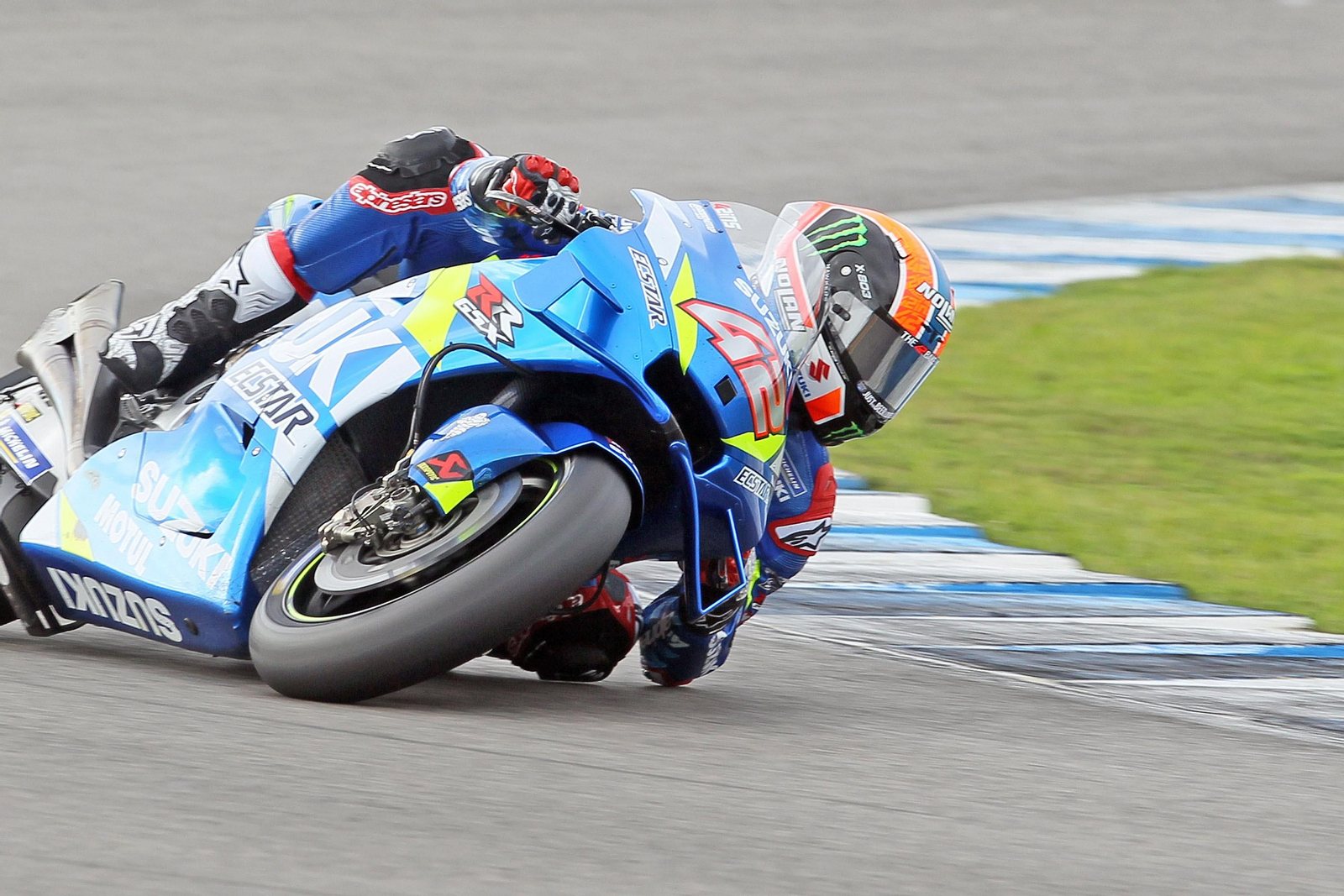 Primer día de los equipos de MotoGP en Jerez