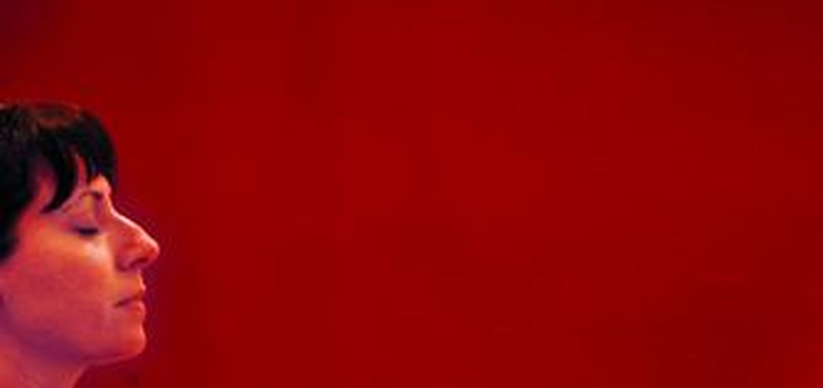 María Victoria Campos, viuda del guardia civil asesinado por ETA el miércoles, ayer en rueda de prensa en Málaga.