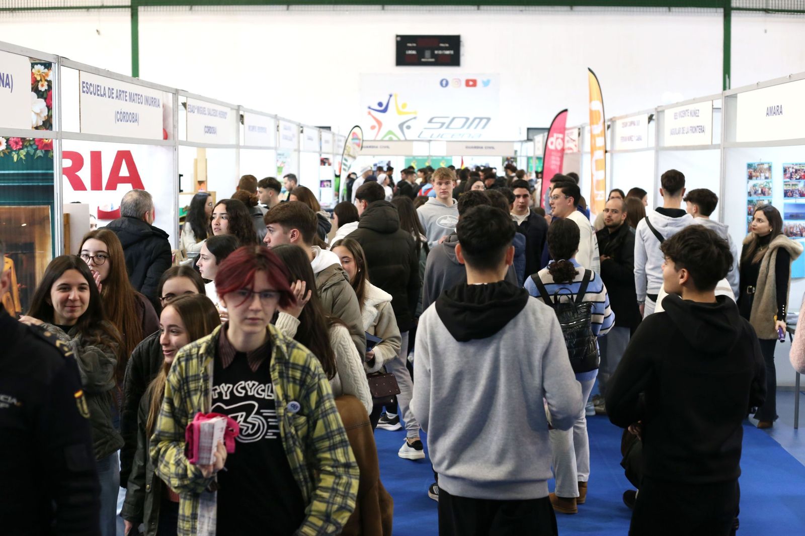 El Salón del Estudiante de Lucena, en imágenes