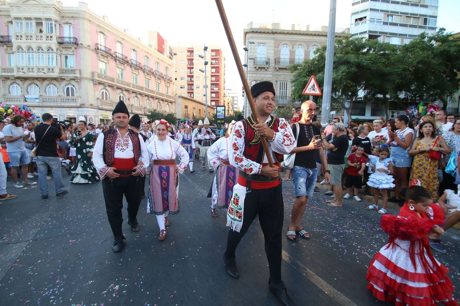 Fotogalería de la Batalla de Flores. Feria de Almería 2019