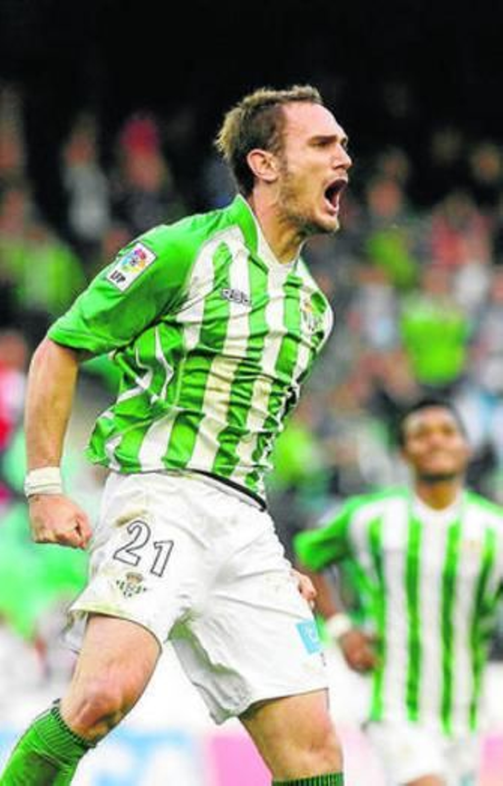 Carlos García celebra el único tanto del encuentro de ayer.