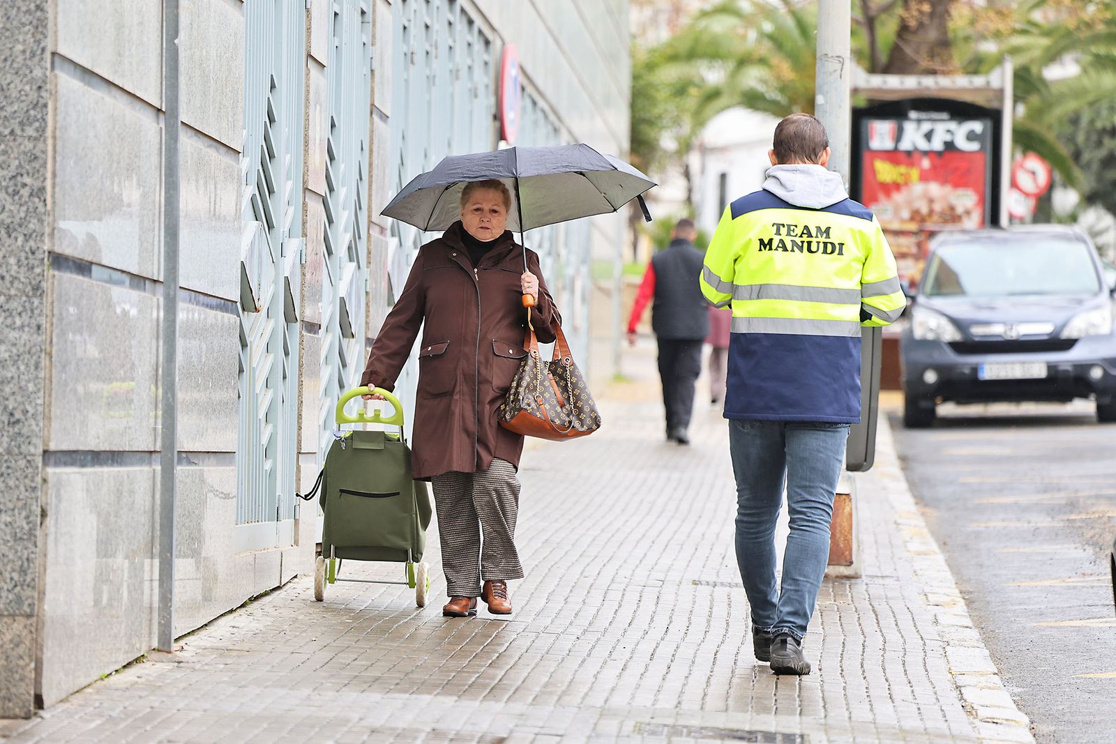 Lluvia y frío intenso en la mañana de miércoles