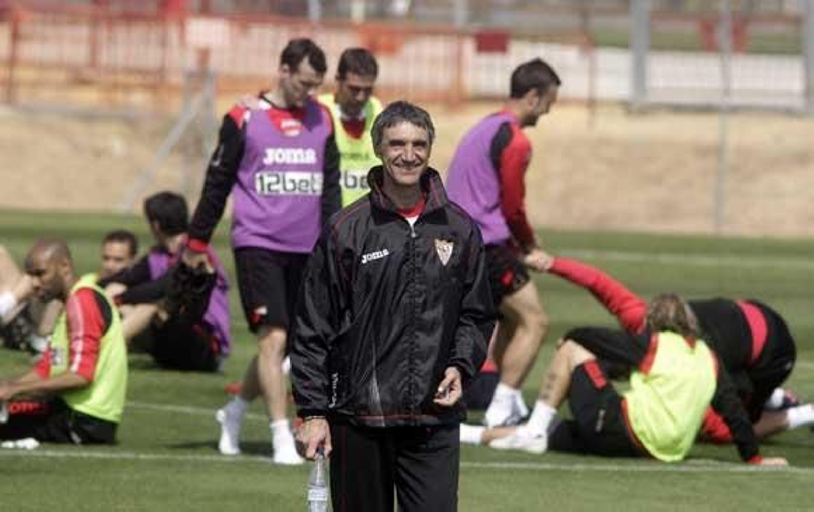 Álvarez explotará "los problemas atrás" del Sporting para ganar