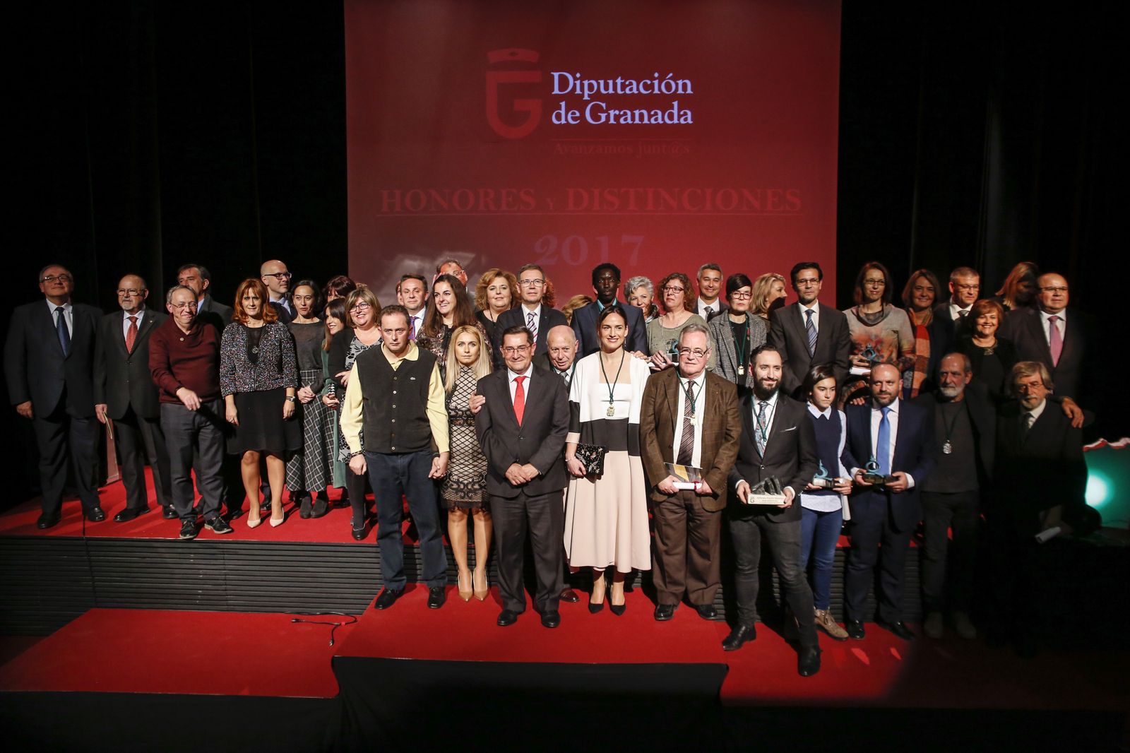 La entrega de los premios anuales de la institución provincial se celebró en el Centro Lorca.