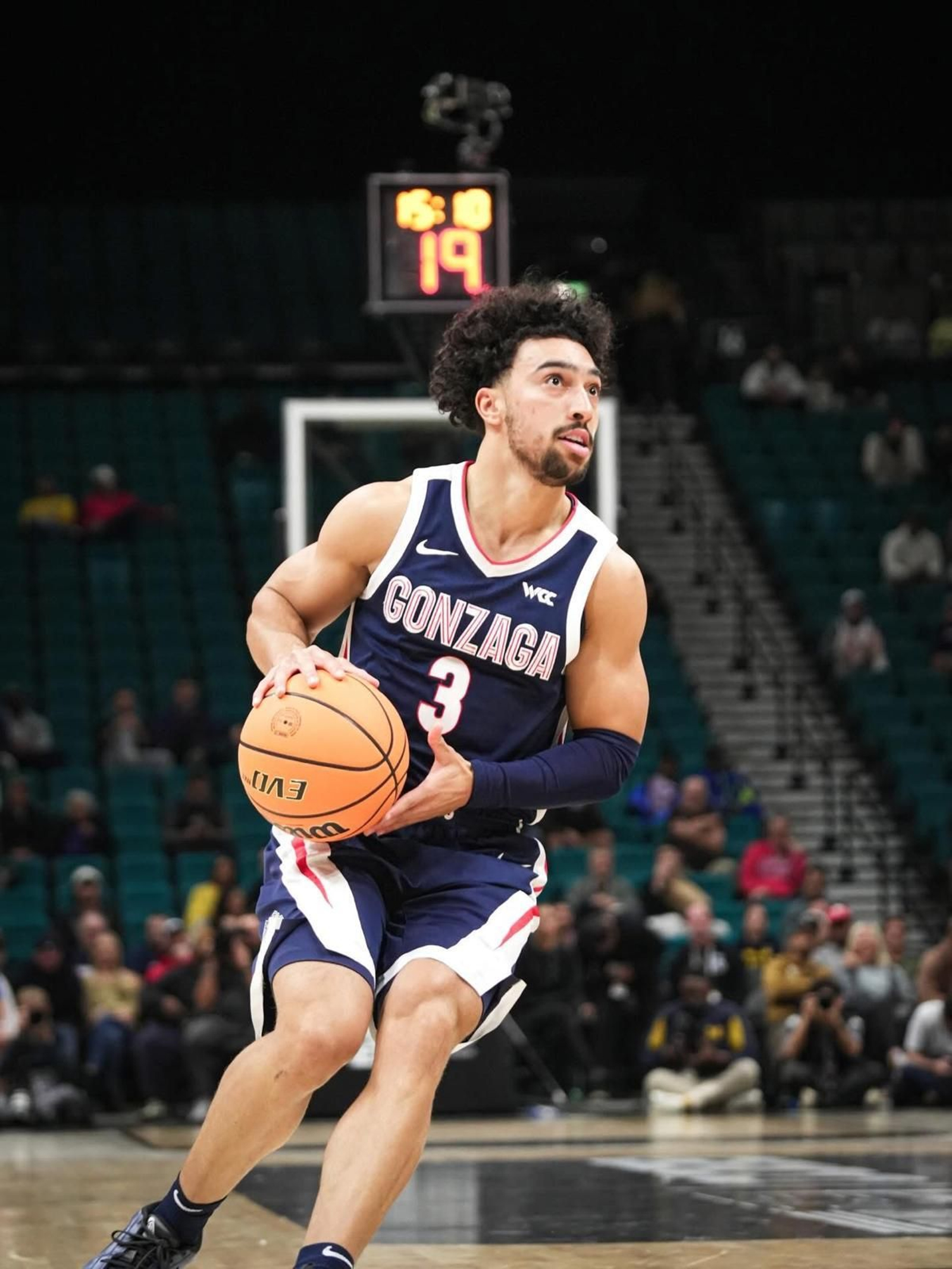 Álvaro Folgueiras y Mario Saint-Supéry, cara y cruz en la jornada NCAA