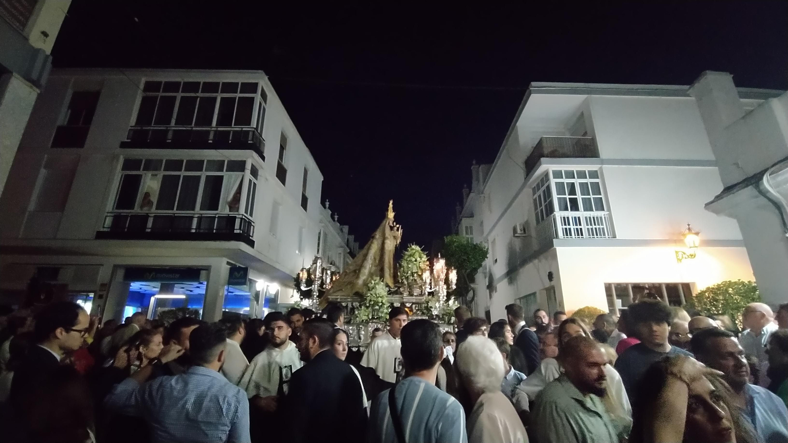 La peregrinación de la Virgen del Carmen en San Fernando, en imágenes