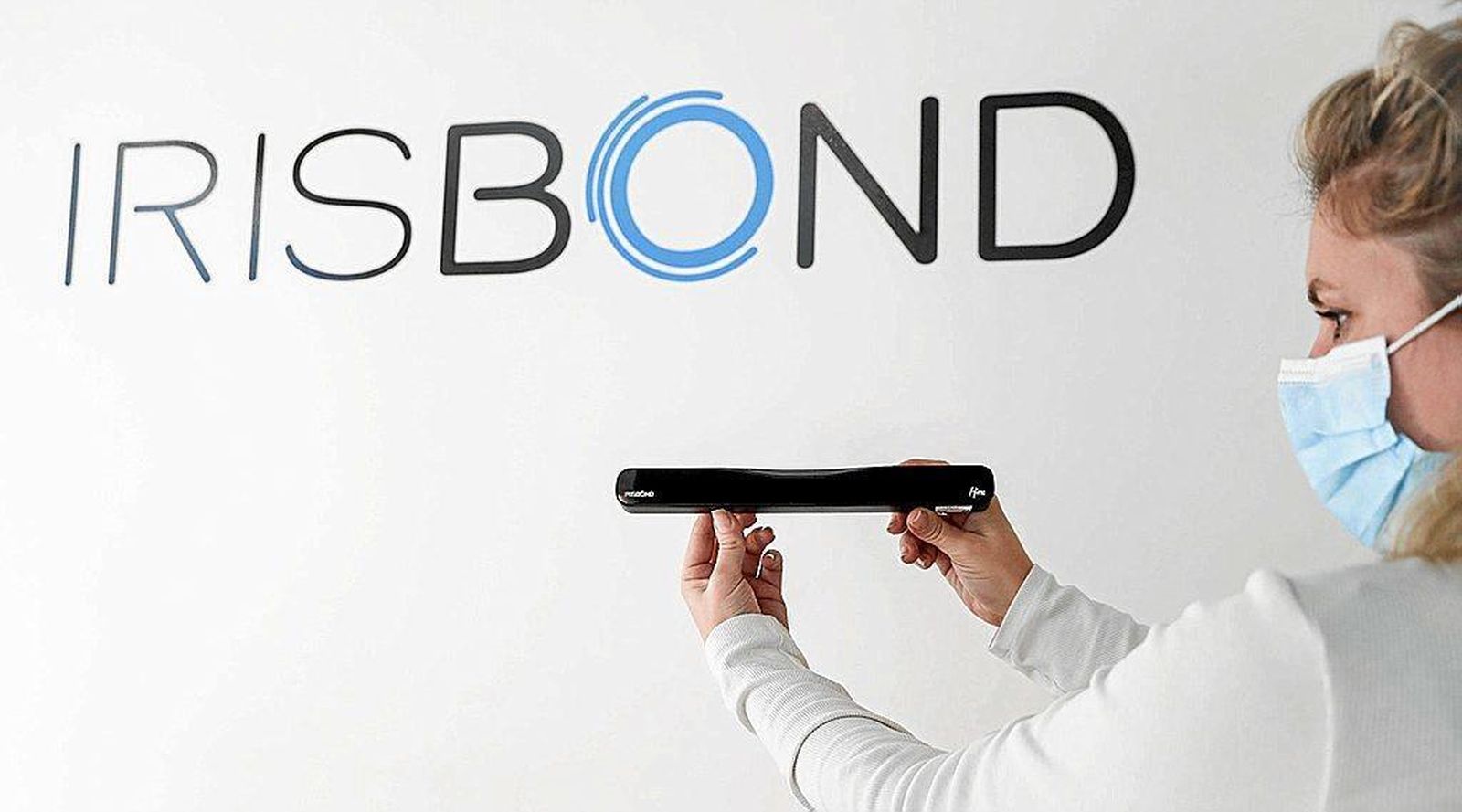 Así funciona el eye-tracking, la tecnología que evita tener que tocar las cosas