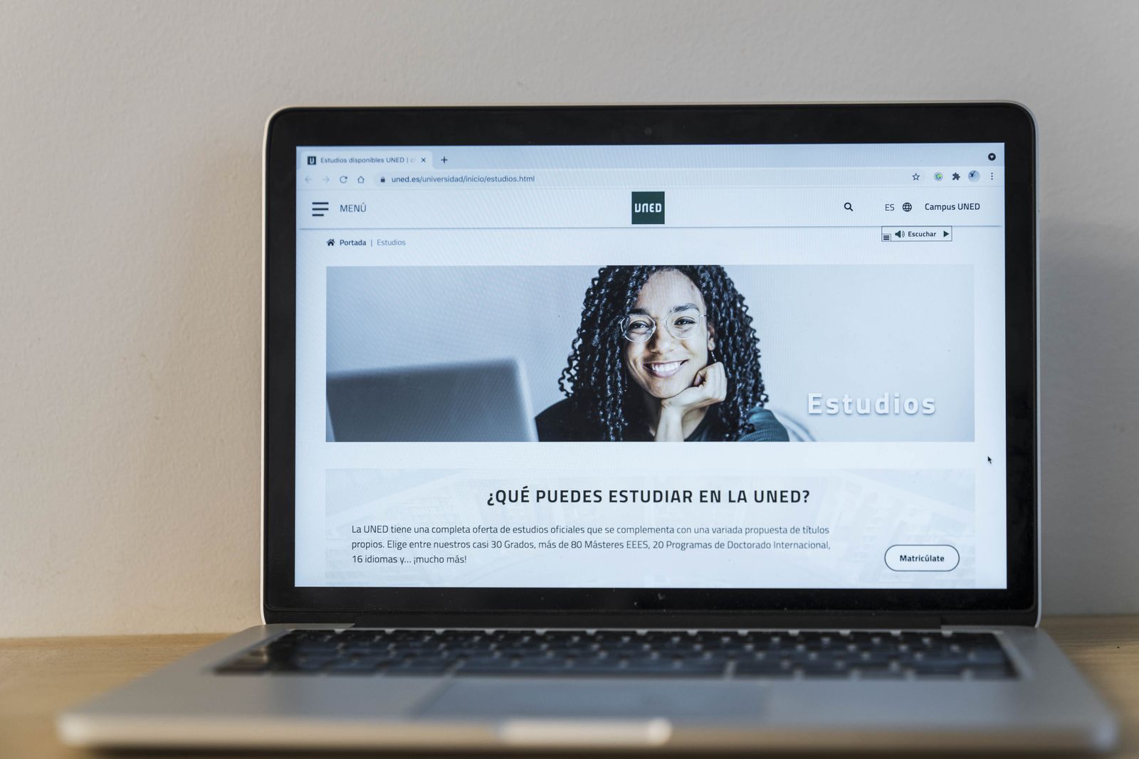 UNED Almería abre el plazo de matrícula para sus grados, másteres y el acceso para mayores de 25 y 45 años