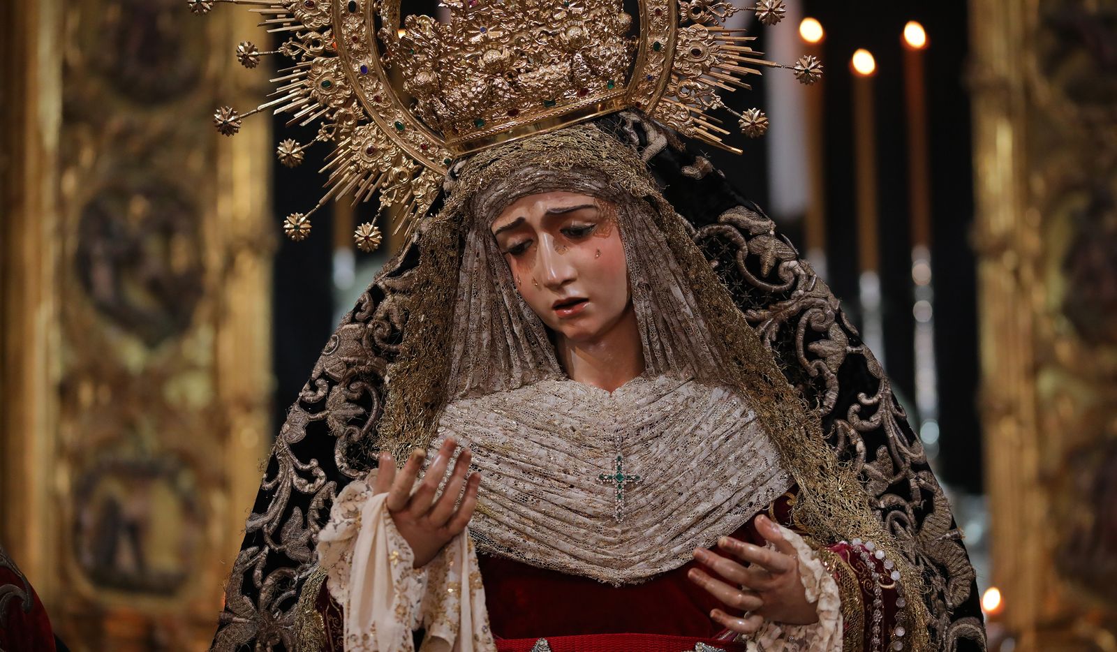 Viernes Santo de esplendor y belleza