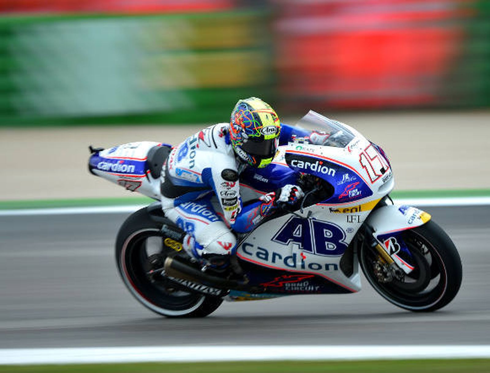 Karel Abraham el más rápido de los libres