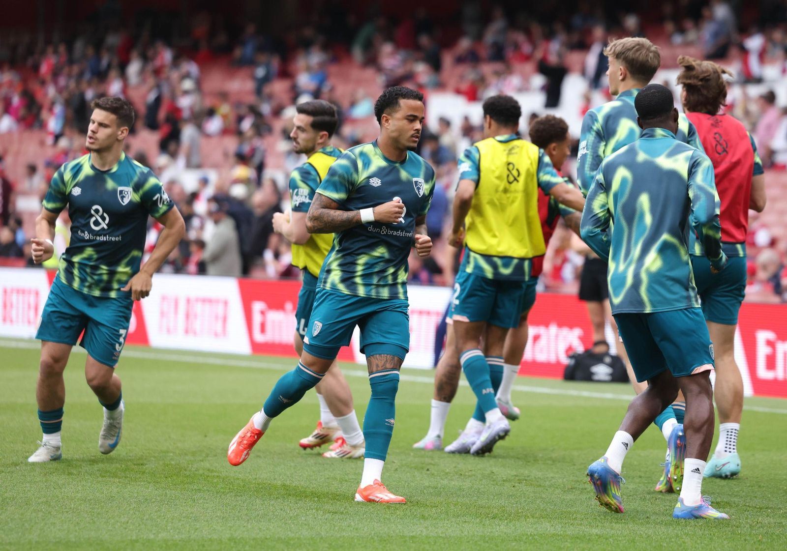 Dean Huijsen marca en el triunfo del Bournemouth en casa del Arsenal