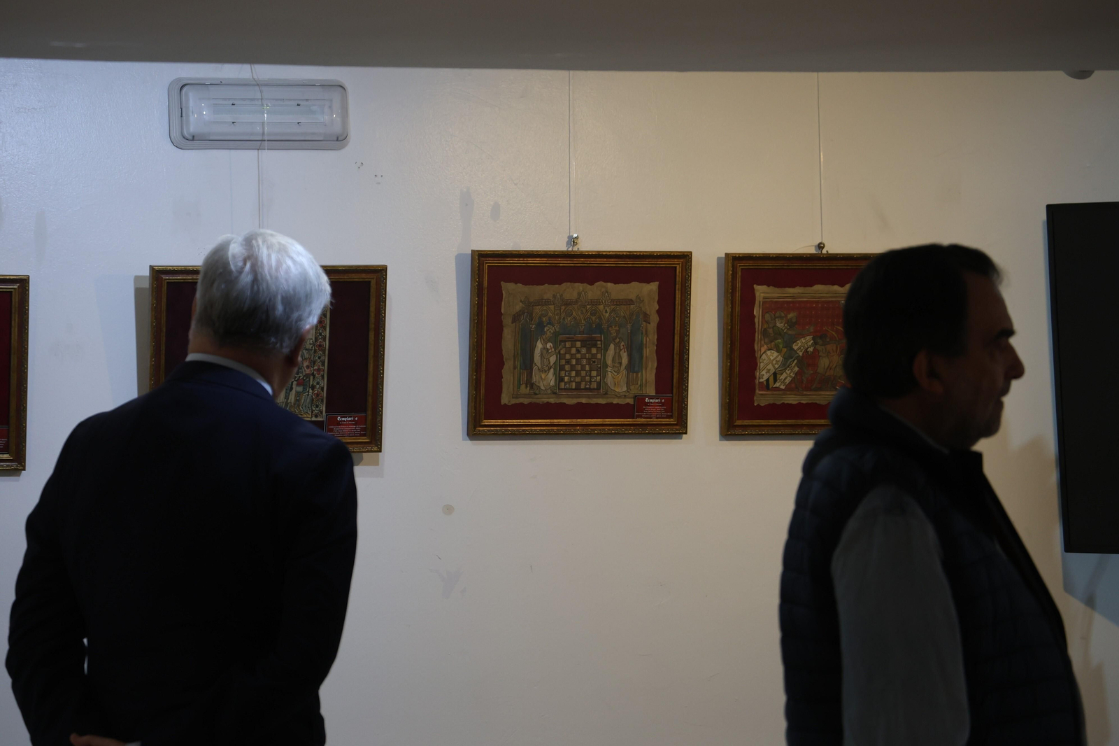 'Templarios', la exposición de Isabel Carrión en el Colegio de la Abogacía de Córdoba, en imágenes