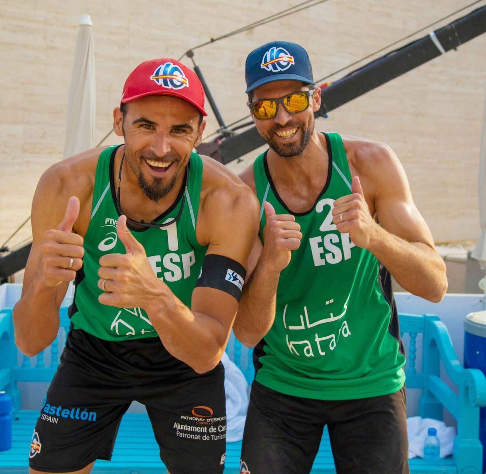 Gavira y Herrera festejan el triunfo en segunda ronda en Doha.