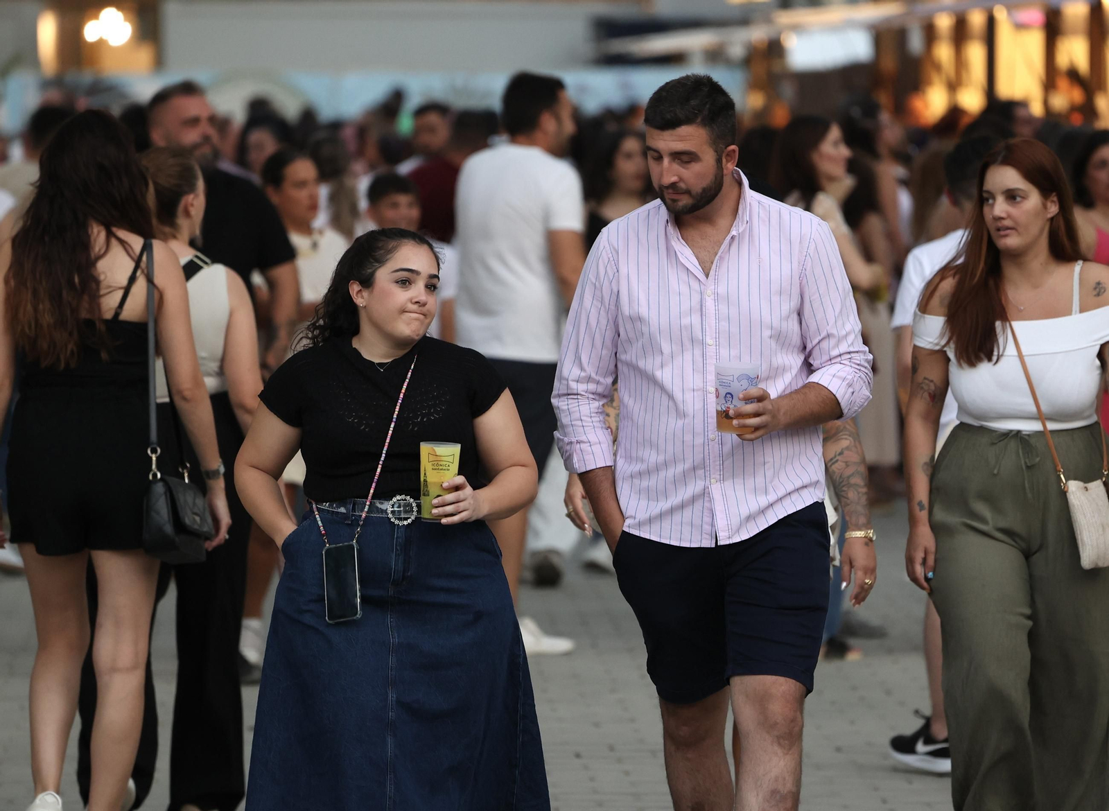 Búscate en las fotos del concierto de Los Caños en Sevilla