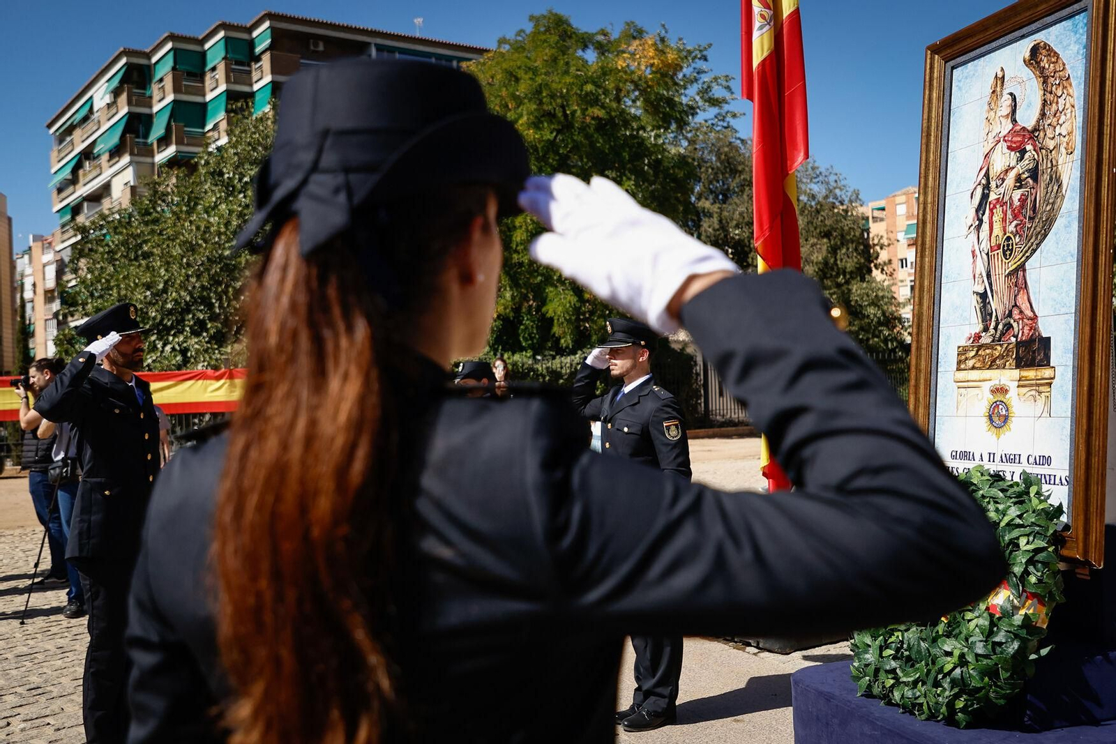 Todas las imágenes: así se ha vivido en Granada el Día de la Policía Nacional