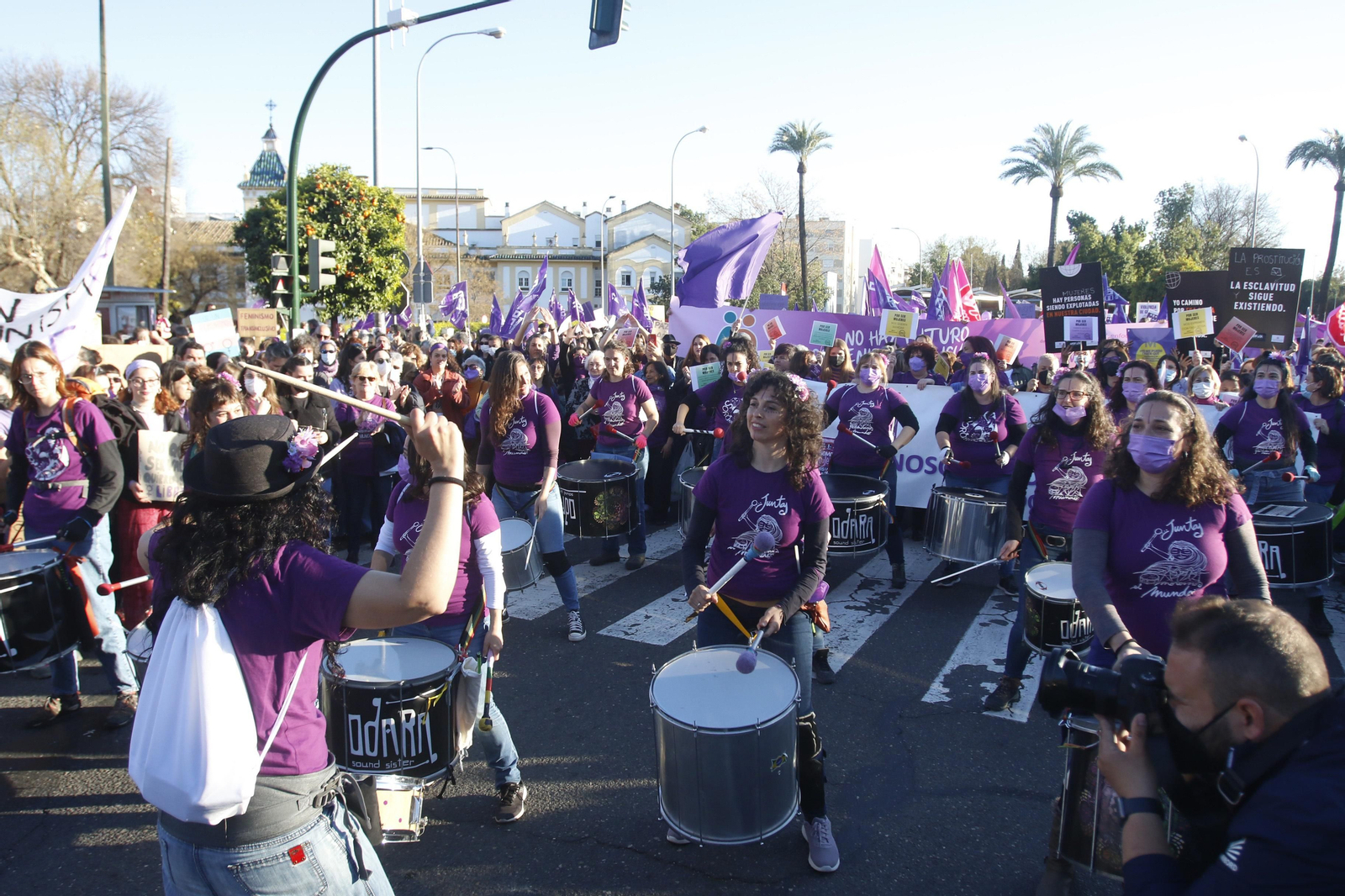 La manifestación del 8M en Córdoba, en fotografías