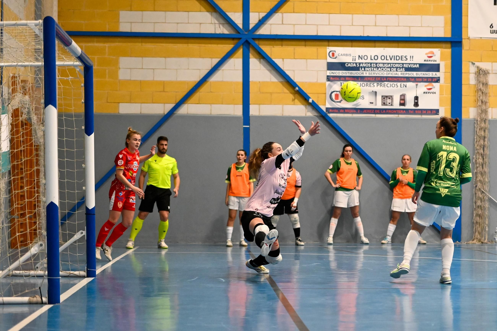 Imágenes del empate entre Guadalcacín FSF y Poio Pescamar