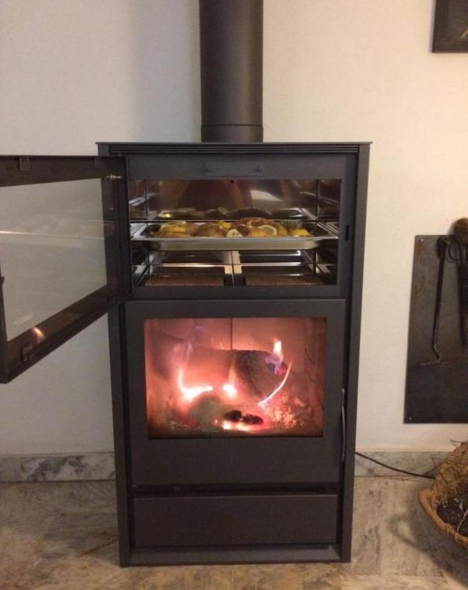 Alójate en una antigua panadería rehabilitada en casa rural en este bello pueblo de Huelva