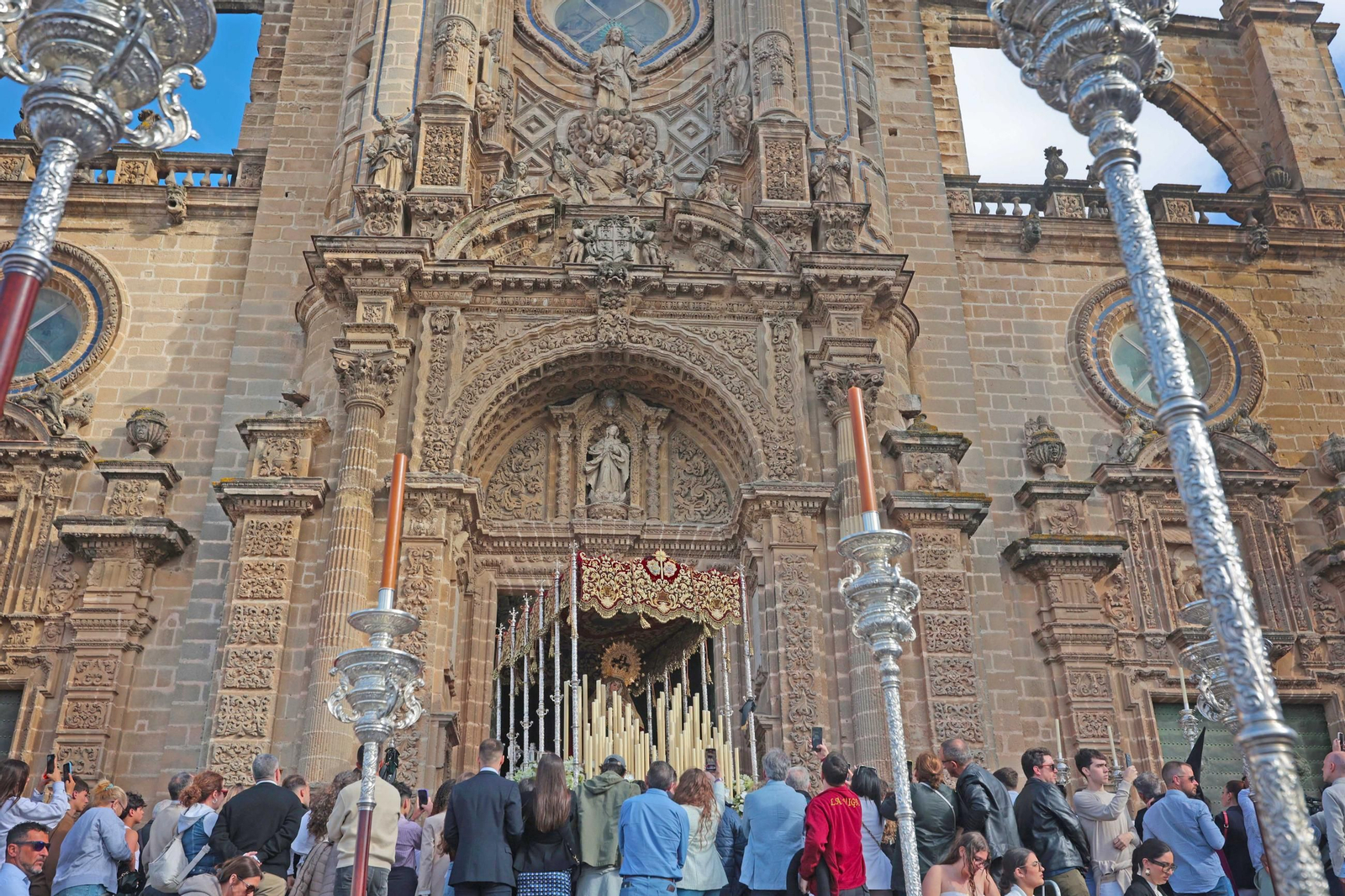 Imágenes de la Hermandad de La Viga en el Lunes Santo de Jerez 2025