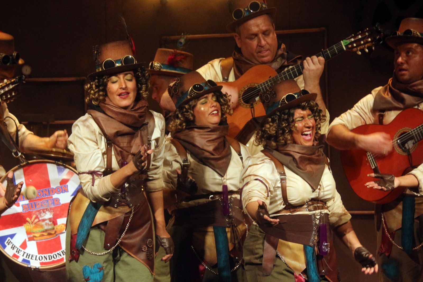 Comparsa 'Las que no pierden el tiempo'