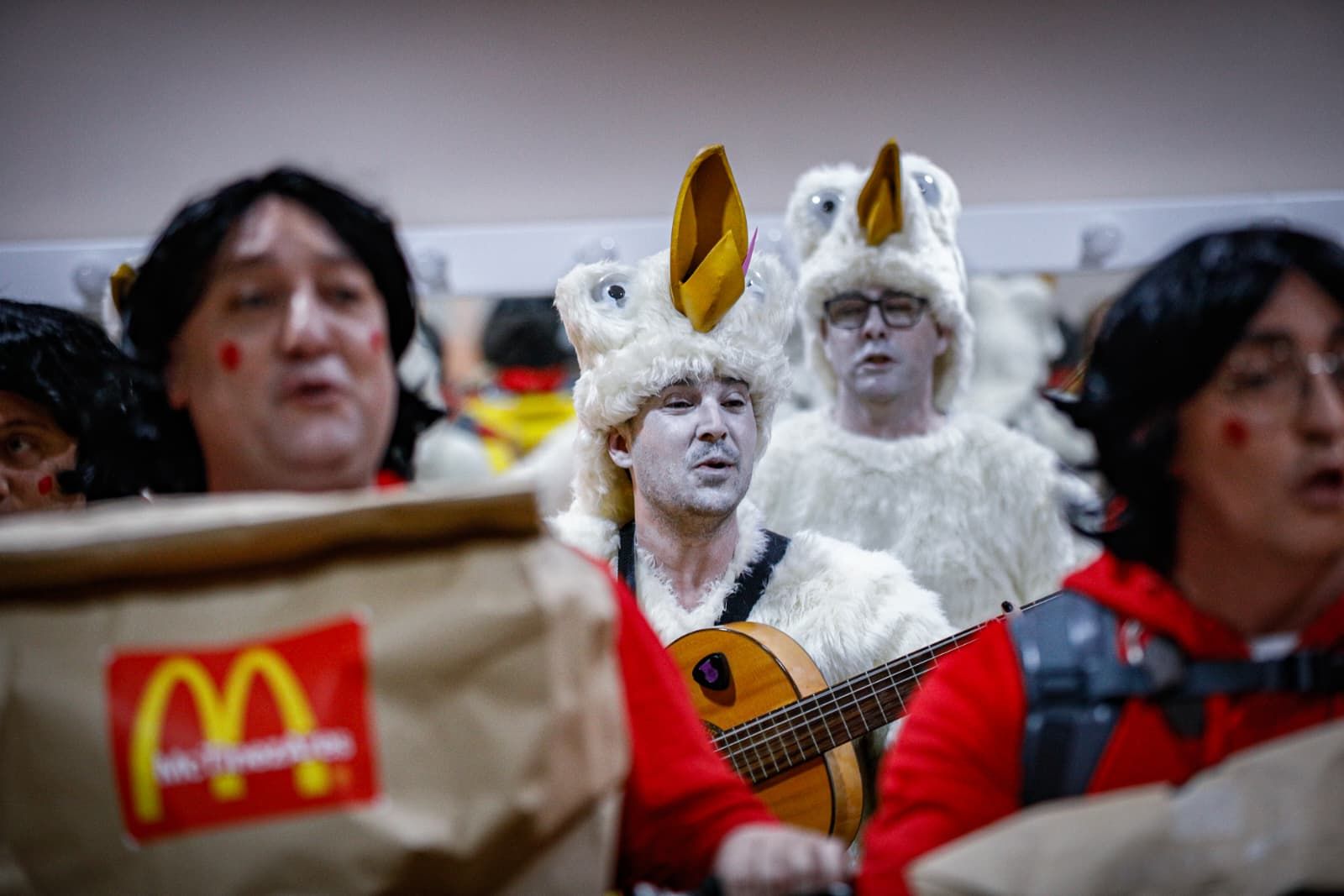 Búscate entre las mejores imágenes de la novena sesión aplazada de preliminares del COAC 2026