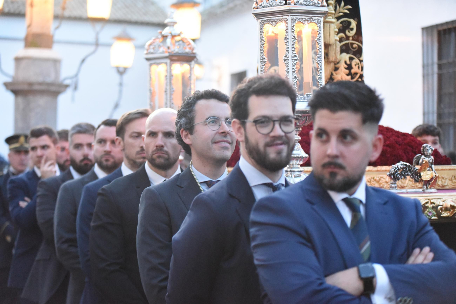 El vía crucis del Señor de la Humildad y Paciencia de Córdoba, en imágenes