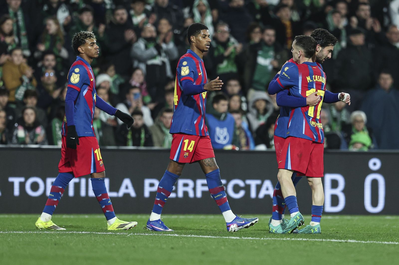 Las fotos del Racing-Barcelona de Copa