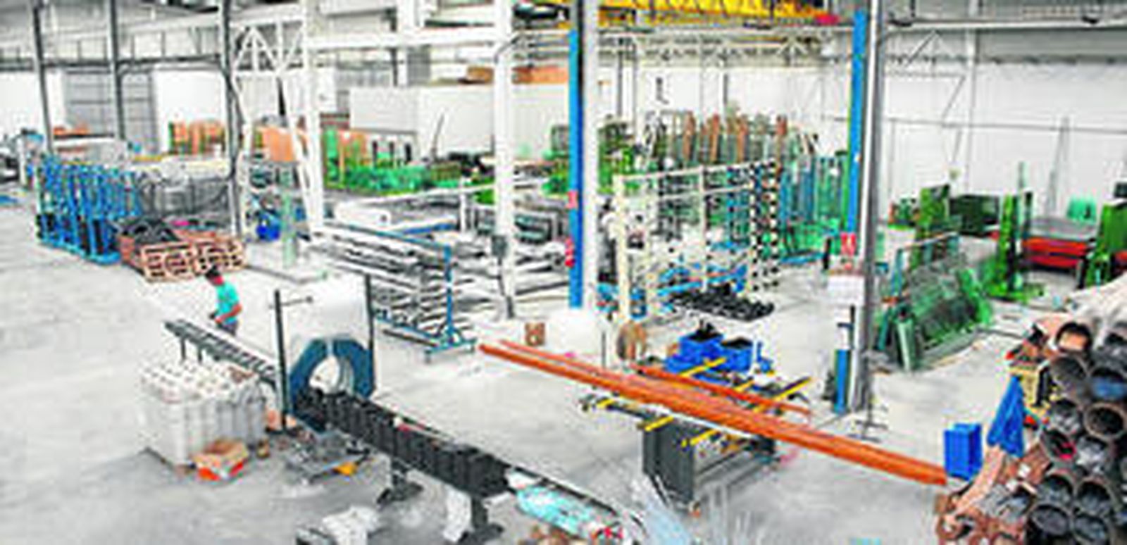 Venden cortinas de cristal en 18 países y tienen una filial en Brasil