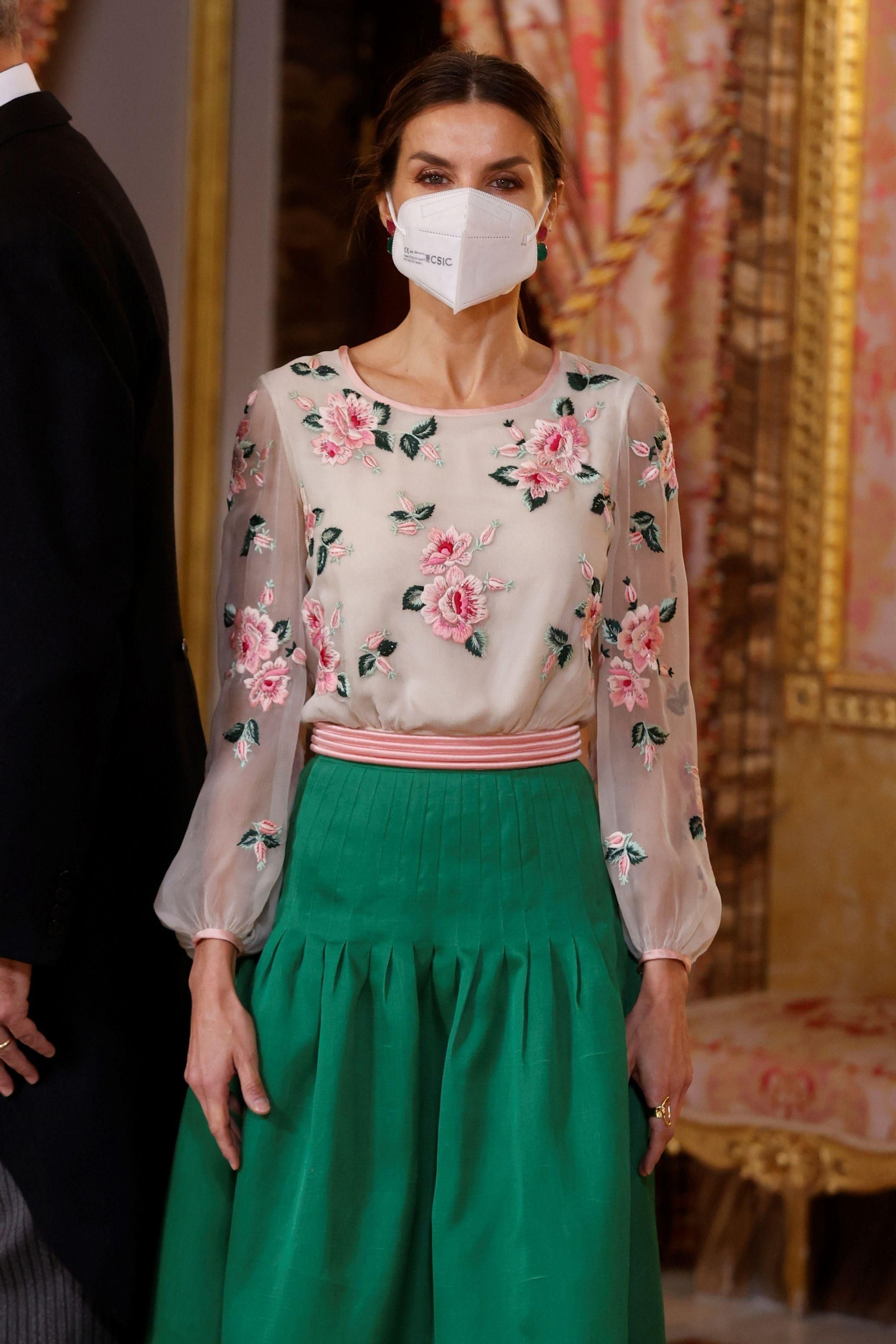 Doña Letizia en la recepción a los embajadores