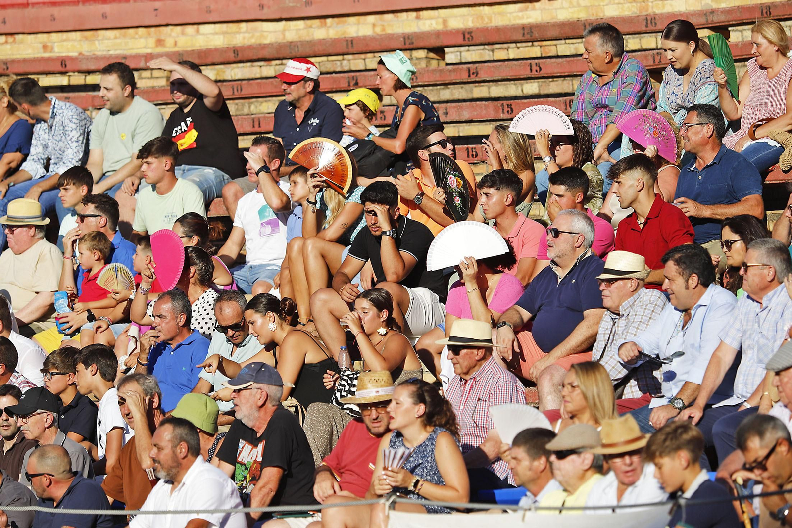 COLOMBINAS 2023: Festejo del miércoles de la Feria Taurina