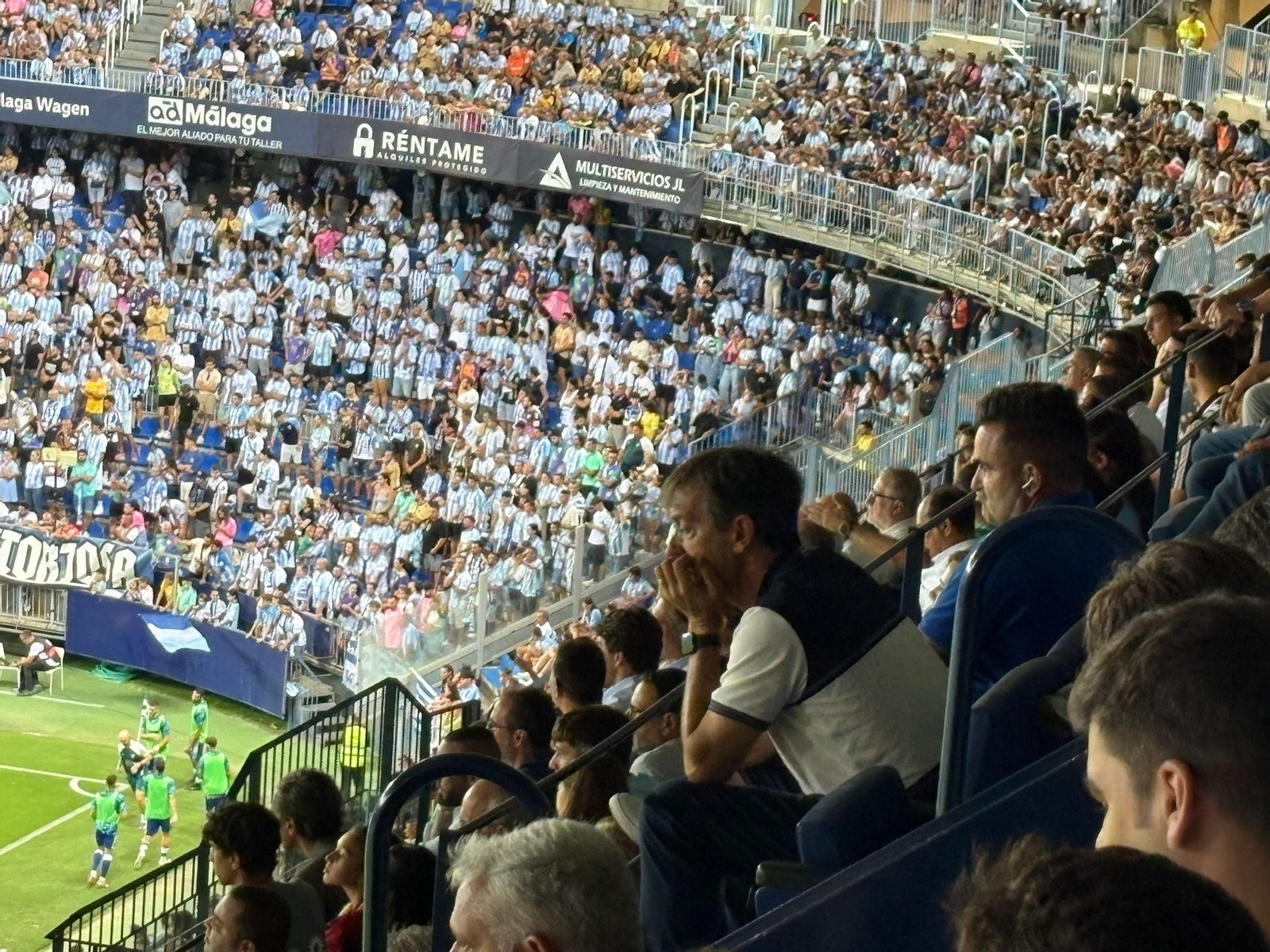 Luis García y Pacheta, los dos próximos rivales, espían al Málaga en La Rosaleda
