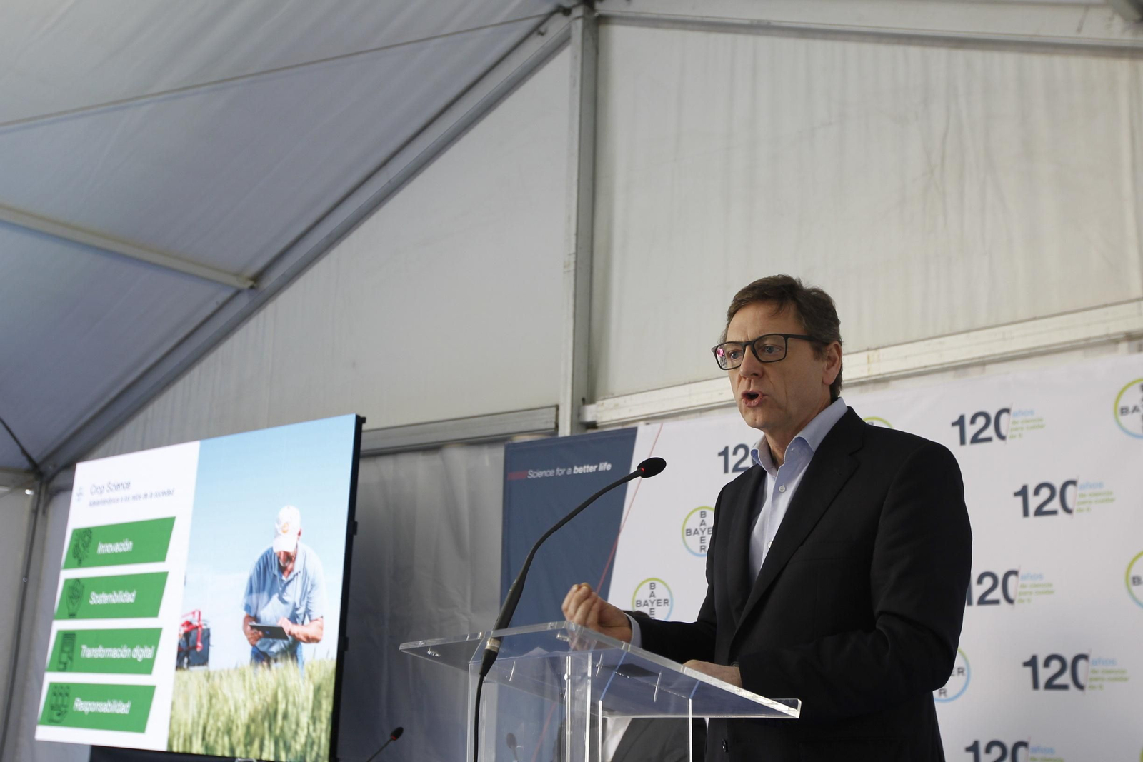 Fotogalería presentación resultados Bayer