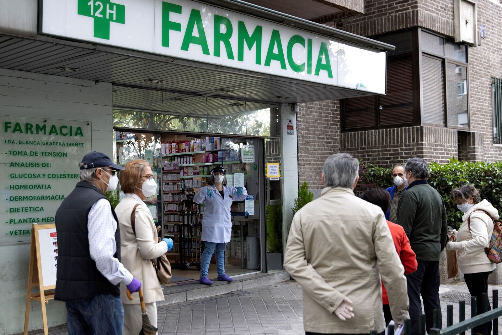 Investigan a un empresario de Granada por la supuesta venta fraudulenta de mascarillas a farmacias