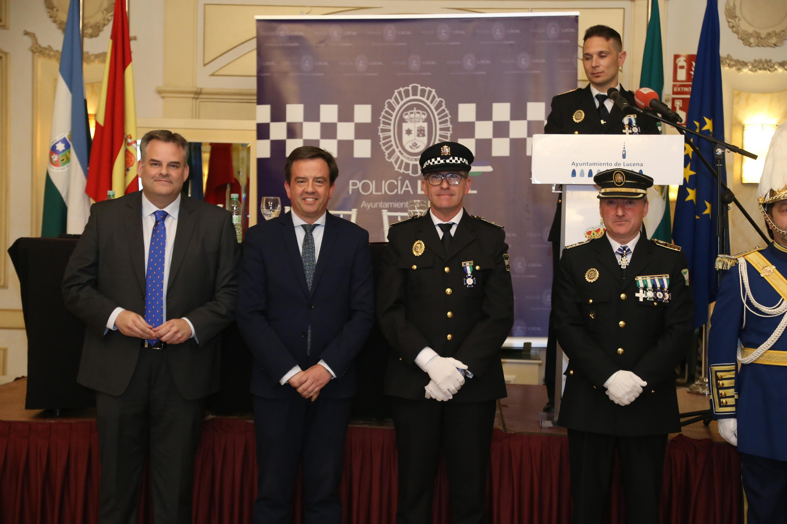 La celebración de San Jorge, patrón de la Policía Local de Lucena, en imágenes