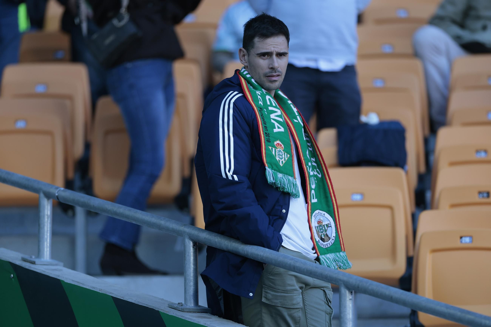 Búscate en las fotos del Betis - Girona