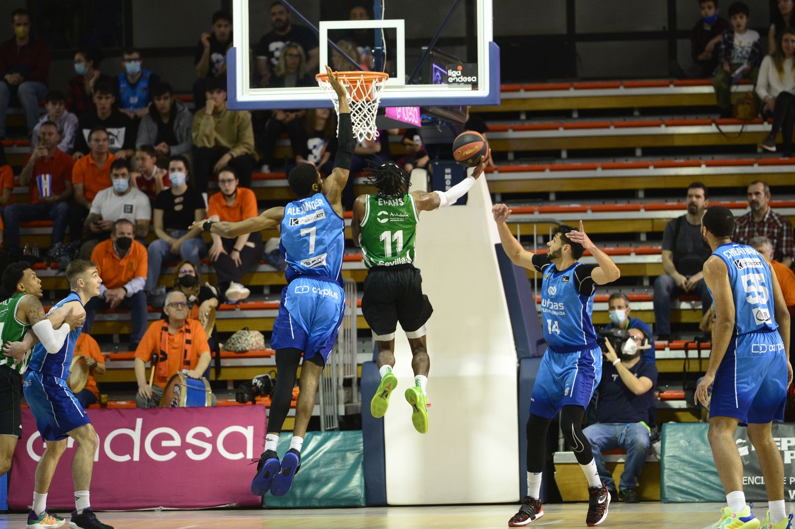 Las imágenes de la fiesta del Coosur Betis