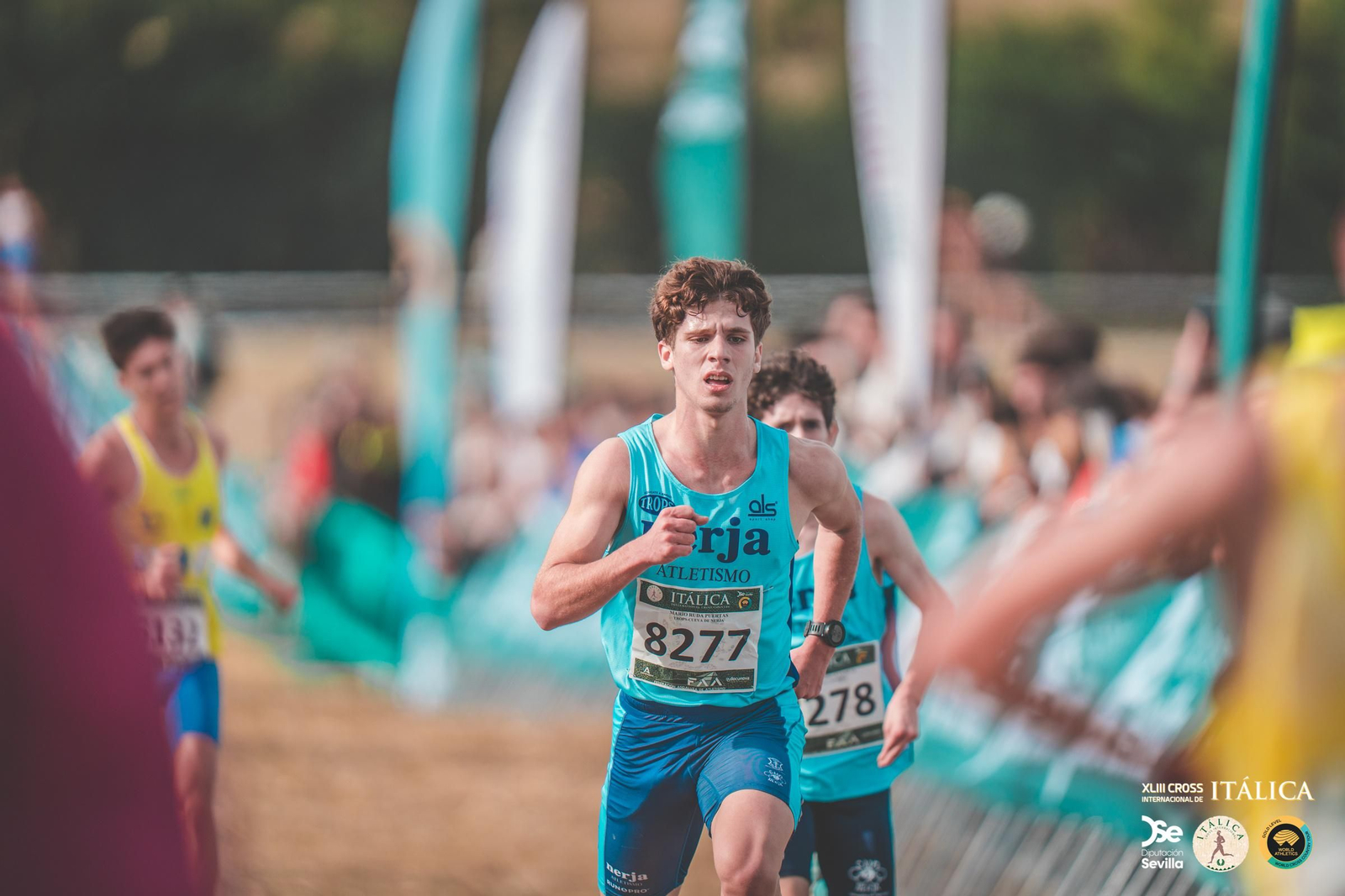Búscate en las fotos del Cross de Itálica 2025 | 4