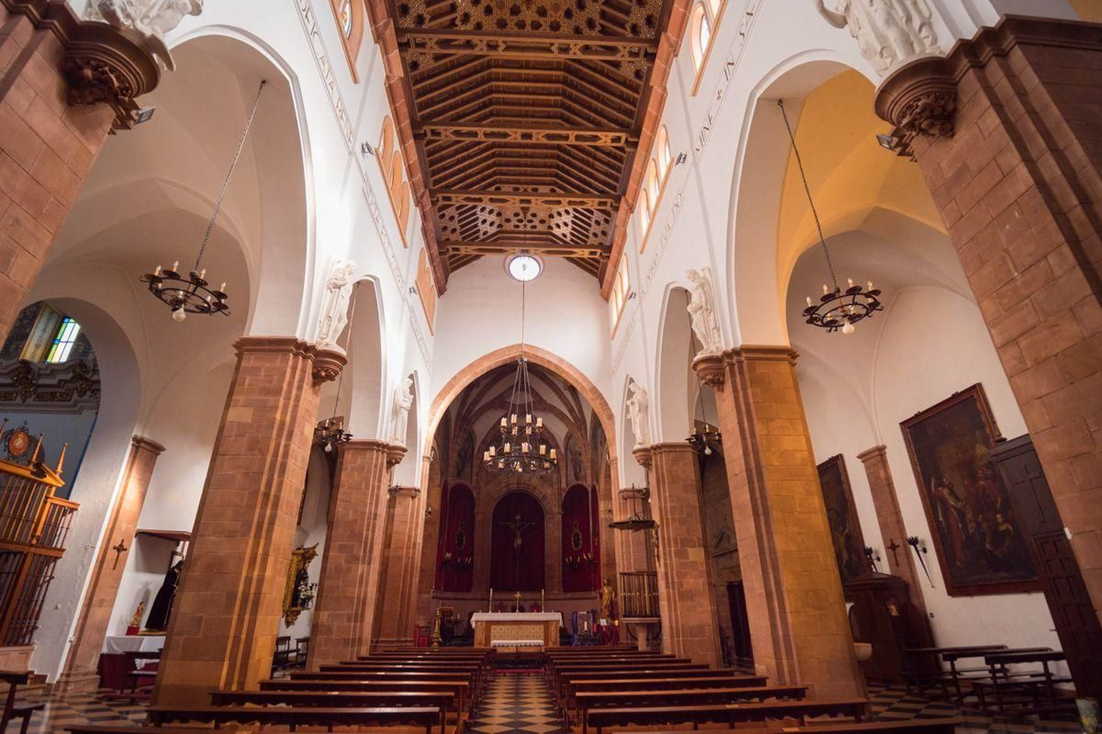 Parroquia de San Bartolomé Parroquia de San Bartolomé