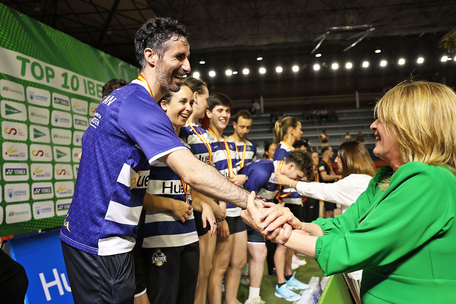 Imágenes de la final de liga de bádminton entre el IES La Orden y La RInconada