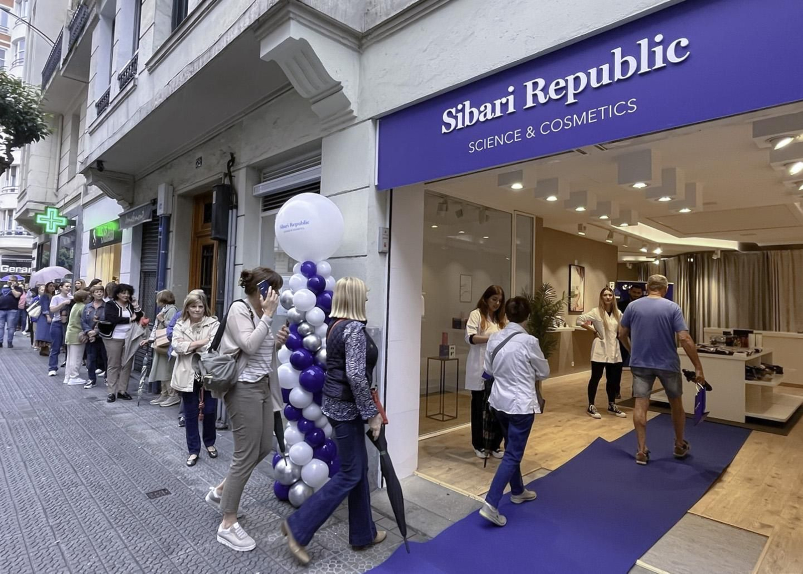 El sérum español que reduce arrugas en tiempo récord a precio casi de coste