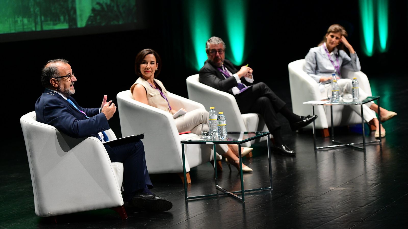 Mesa de debate moderada por Félix Puebla, de Aproafa, donde se presentó la nueva aplicación.