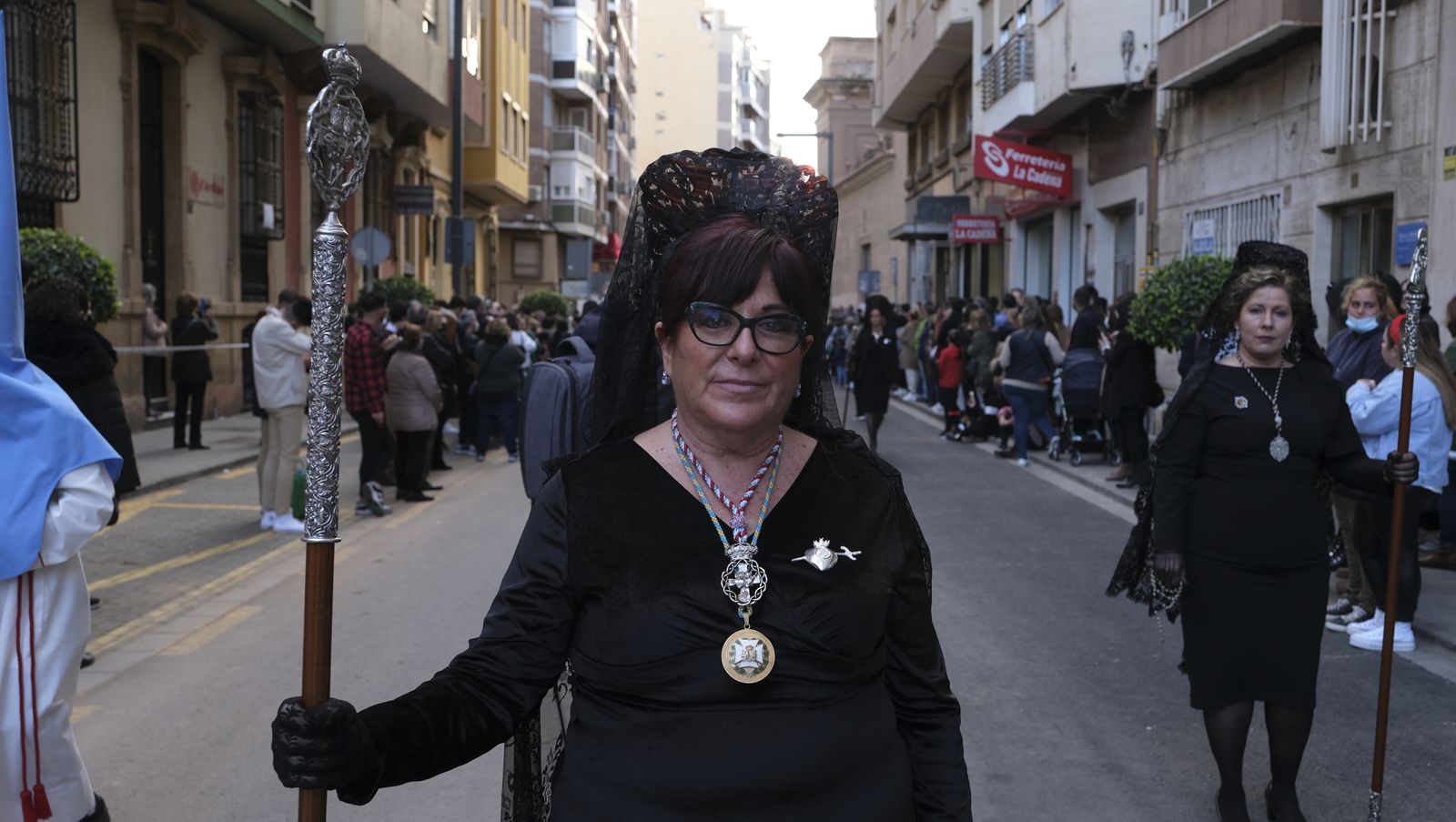 Procesión del Cristo del Amor en Almería, en imágenes