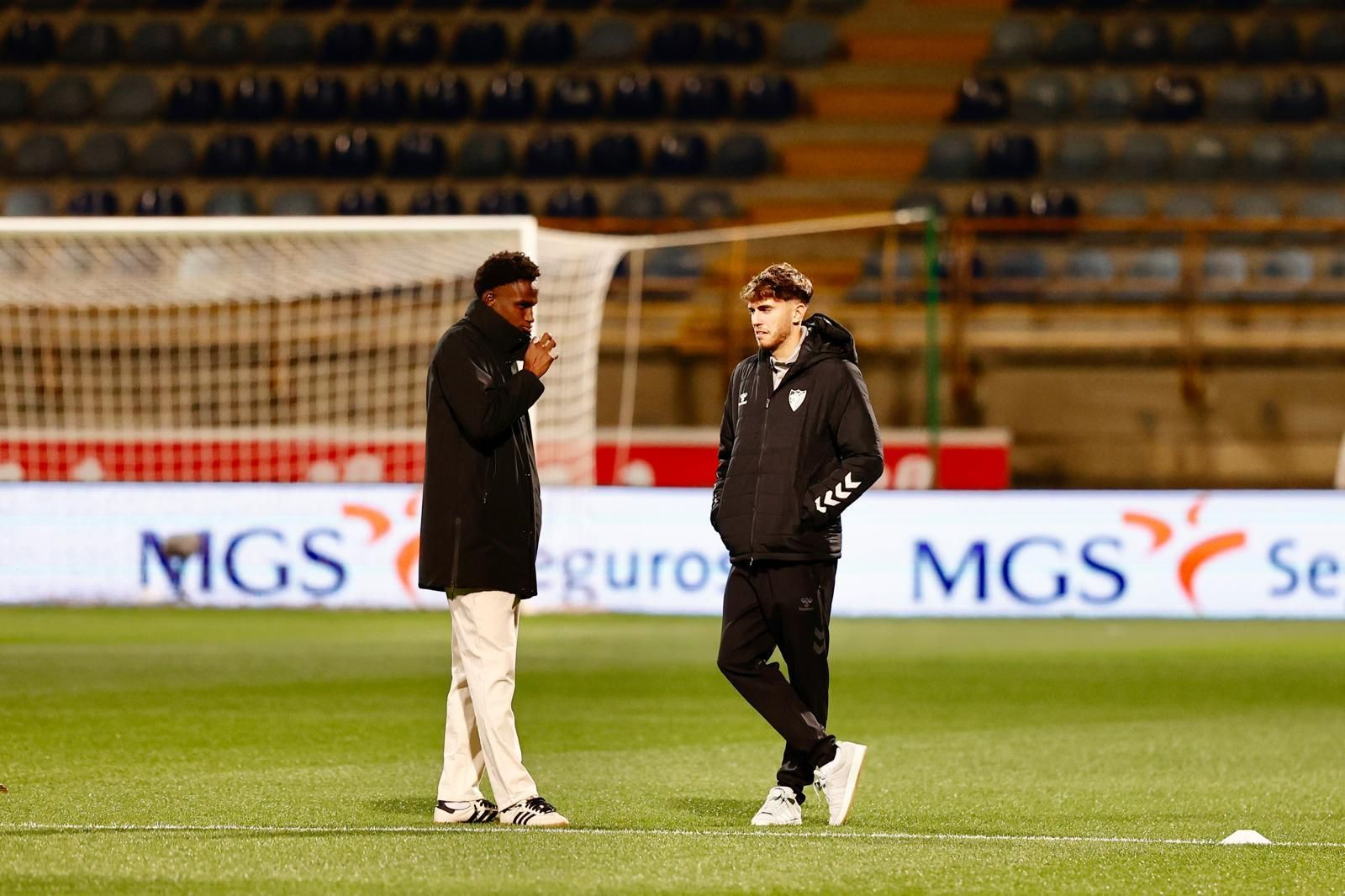 Cultural Leonesa-Málaga CF, las fotos del partido