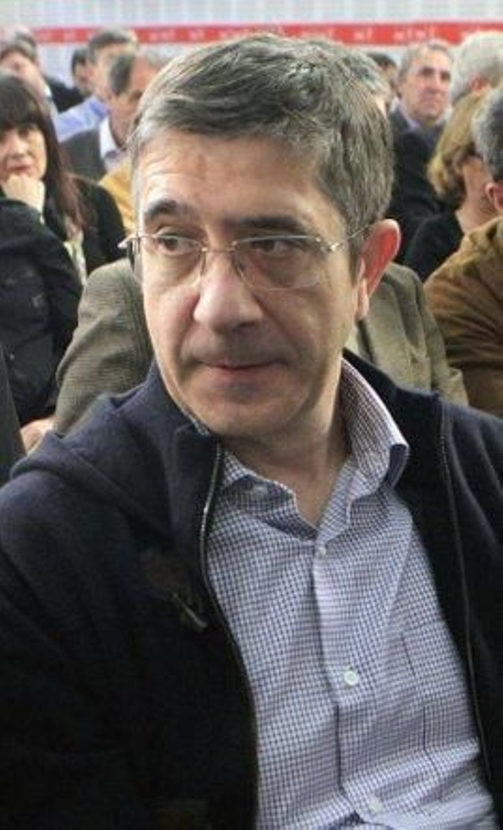 López dice que "nunca" agotará la legislatura "a cualquier precio"