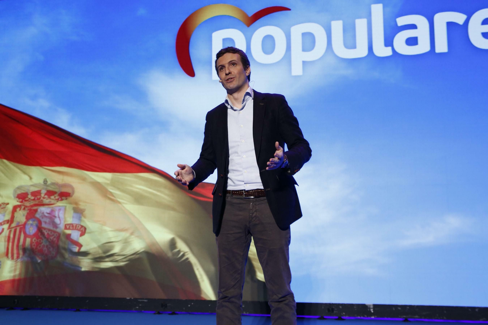 Imágenes del mitin del PP en Granada con Pablo Casado y Juanma Moreno