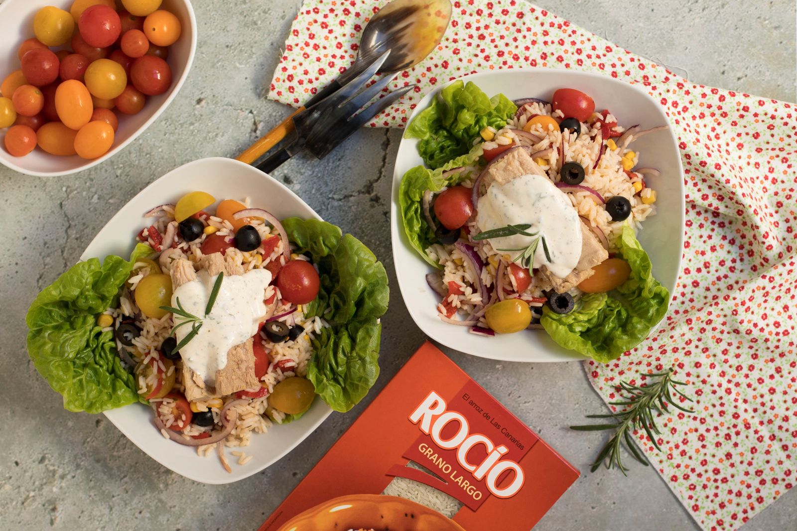 Receta de ensalada de arroz con atún estilo mediterráneo