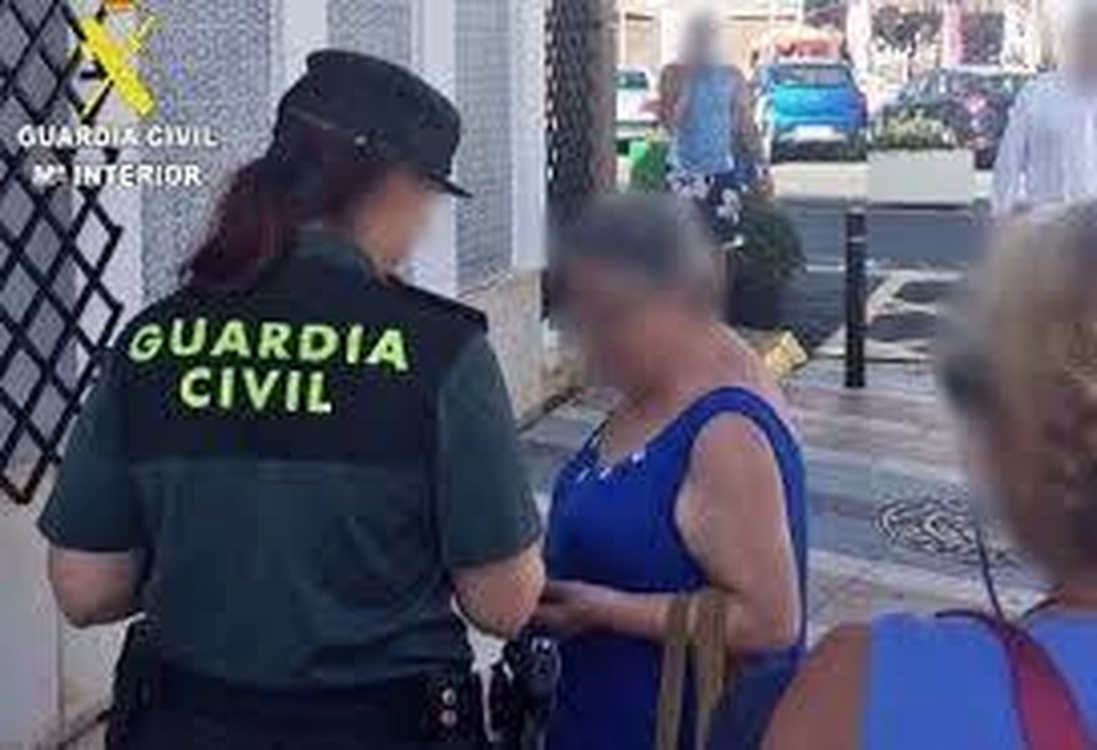 La Guardia Civil esclarece cuatro robos ocurridos en una semana en Roquetas de Mar y detiene a sus dos autores