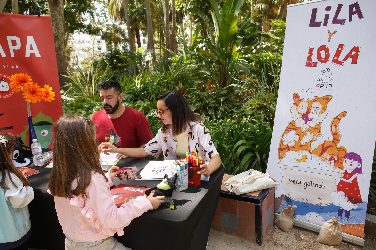 El festival "Calenduleando" transforma el parque María Cristina en un bosque encantado, en imágenes